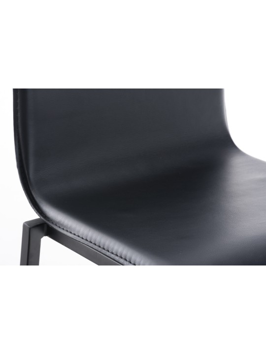 Baarijakkara Avola nahkainen litteä B78, musta