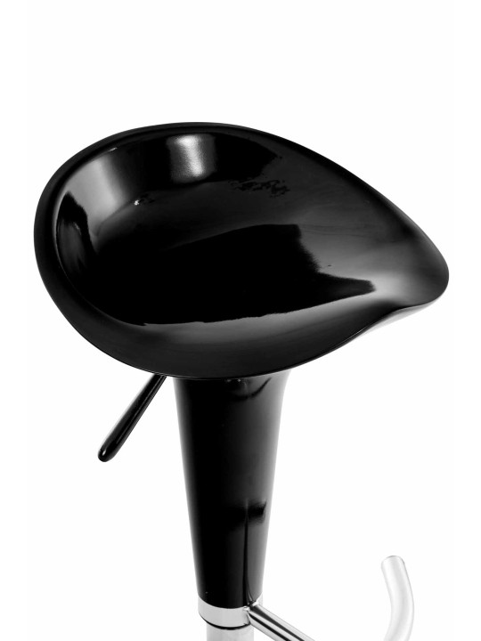 Baarijakkara Satula, musta