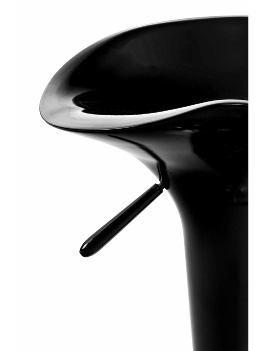 Baarijakkara Satula, musta