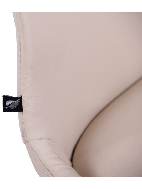 2 tuolin setti Luna keinonahkaa, kermanvärinen